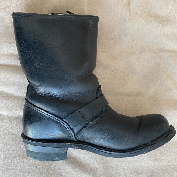 Frye Fleece Lined Engineer boots - Picture 6 of 16